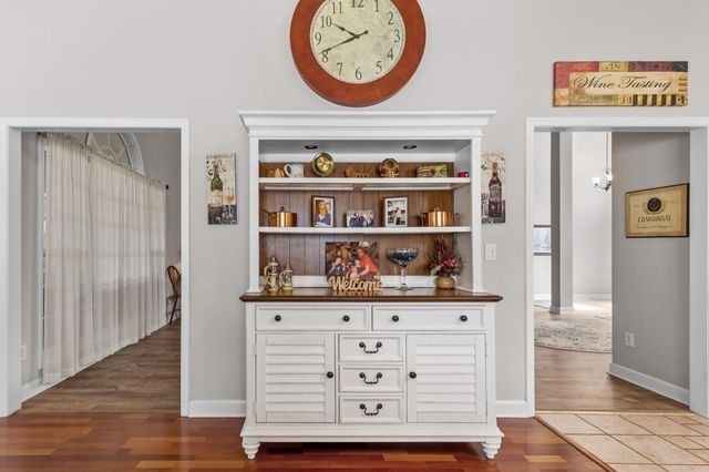 5780 Newberry Point Drive, Flowery Branch, GA 30542