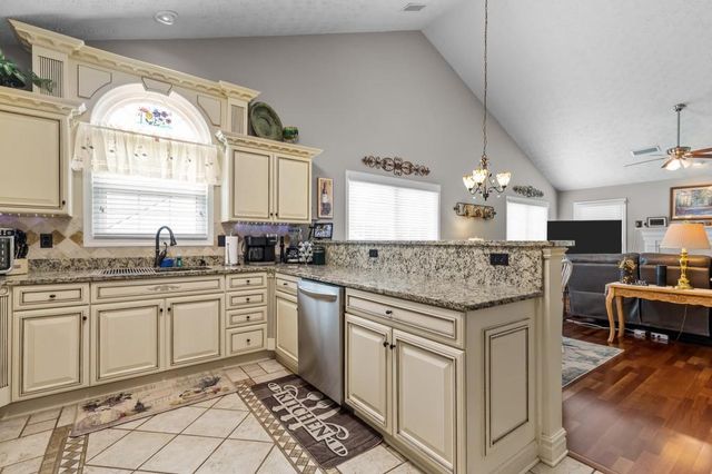 5780 Newberry Point Drive, Flowery Branch, GA 30542