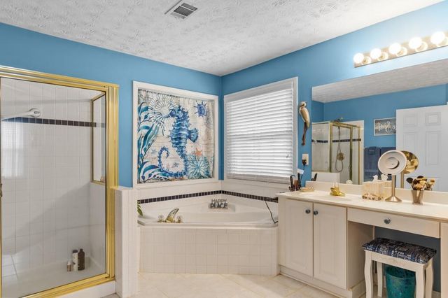 5780 Newberry Point Drive, Flowery Branch, GA 30542