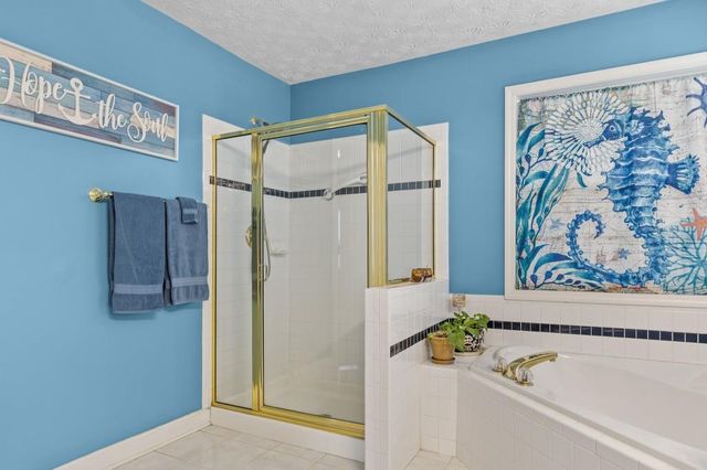 5780 Newberry Point Drive, Flowery Branch, GA 30542