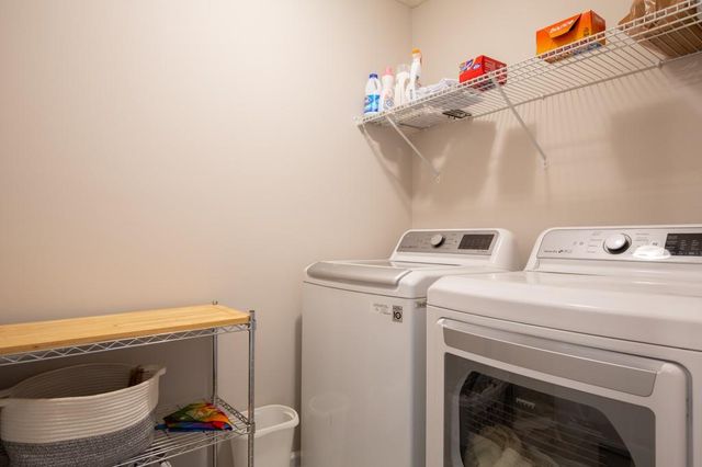 5780 Newberry Point Drive, Flowery Branch, GA 30542