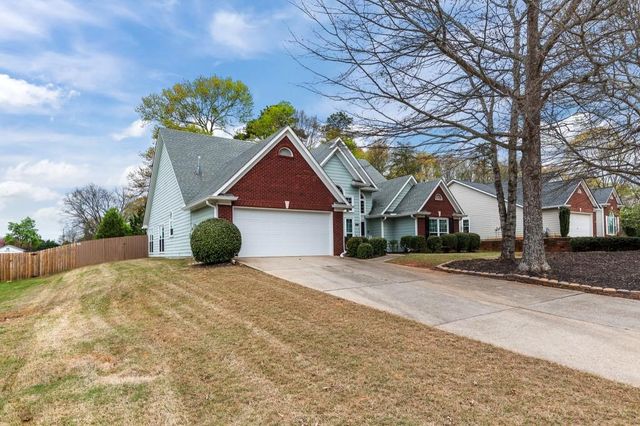 5780 Newberry Point Drive, Flowery Branch, GA 30542