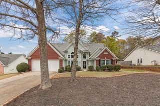 5780 Newberry Point Drive, Flowery Branch, GA 30542