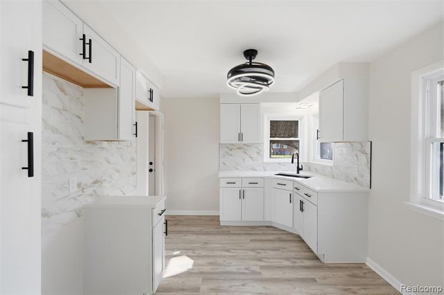 28961 Grandview Street, Inkster, MI 48141