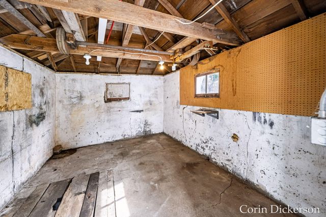 10860 Douglas Avenue, Cooper Twp, MI 49080