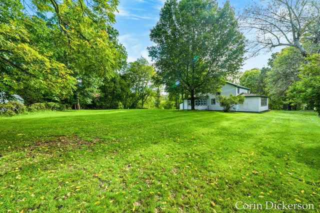 10860 Douglas Avenue, Cooper Twp, MI 49080