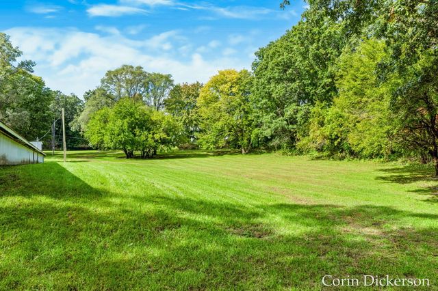 10860 Douglas Avenue, Cooper Twp, MI 49080