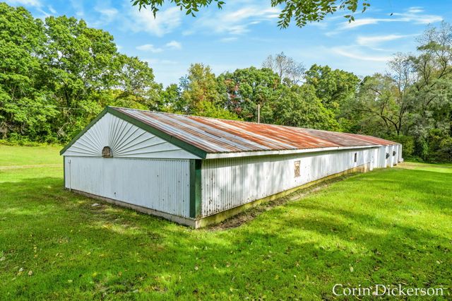 10860 Douglas Avenue, Cooper Twp, MI 49080
