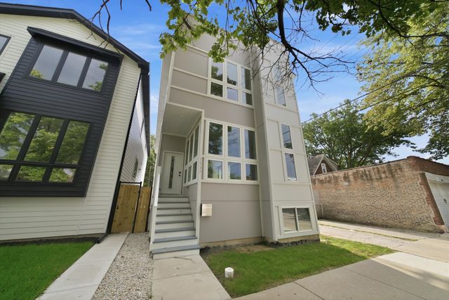 1537 SCOVILLE Avenue, Berwyn, IL 60402