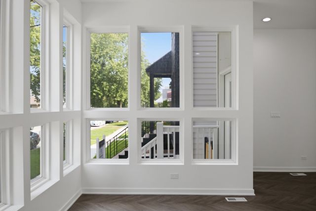 1537 SCOVILLE Avenue, Berwyn, IL 60402
