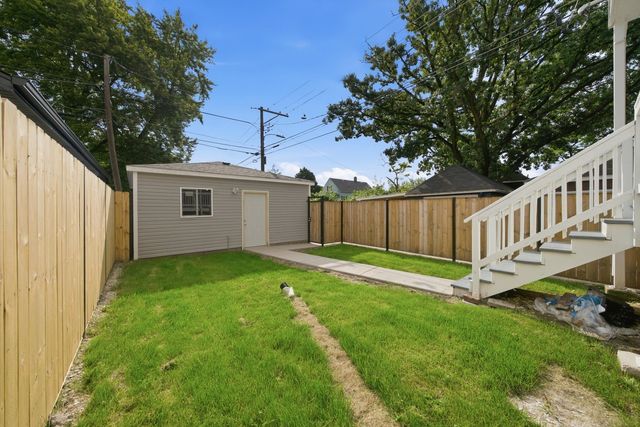 1537 SCOVILLE Avenue, Berwyn, IL 60402