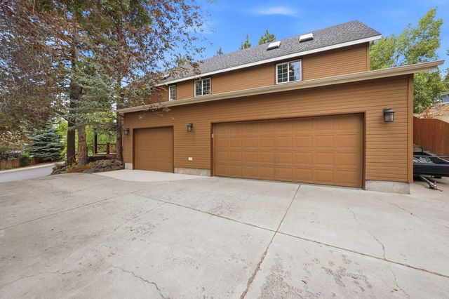 2158 NW Torrey Pines, Bend, OR 97703