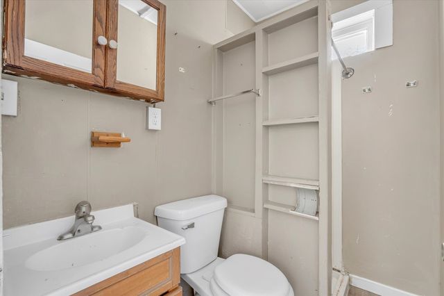 1125 W 5th Street, Davenport, IA 52802