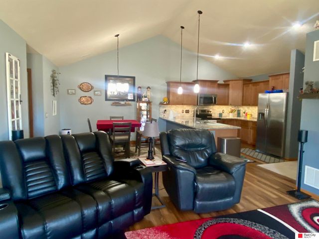 8335 Broken Ridge Drive, Lincoln, NE 68526