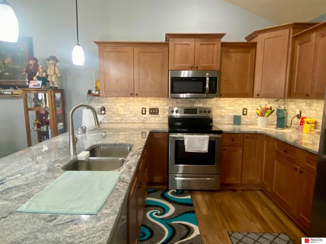 8335 Broken Ridge Drive, Lincoln, NE 68526