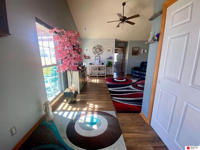 8335 Broken Ridge Drive, Lincoln, NE 68526