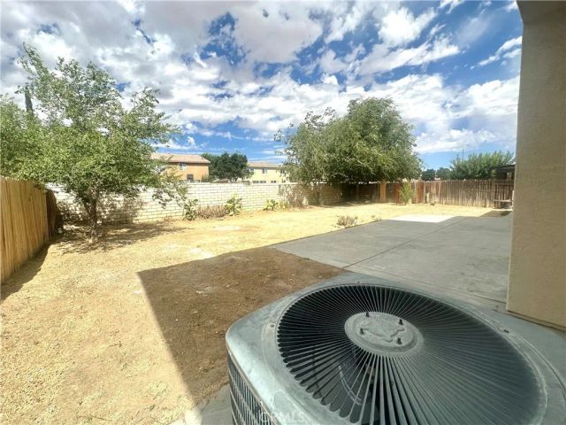 14990 Leaf Lane, Victorville, CA 92394