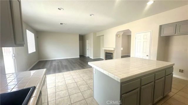 14990 Leaf Lane, Victorville, CA 92394