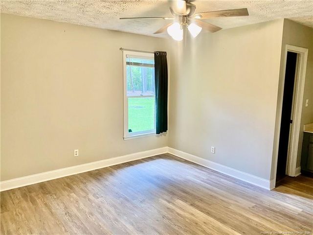 115 Whitechapel Lane, Raeford, NC 28376