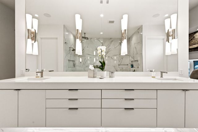 6958 Coronado Avenue, Dallas, TX 75214