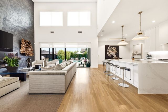 6958 Coronado Avenue, Dallas, TX 75214