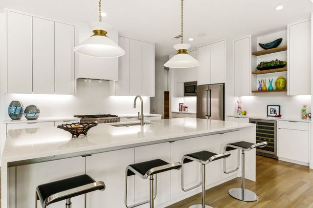 6958 Coronado Avenue, Dallas, TX 75214