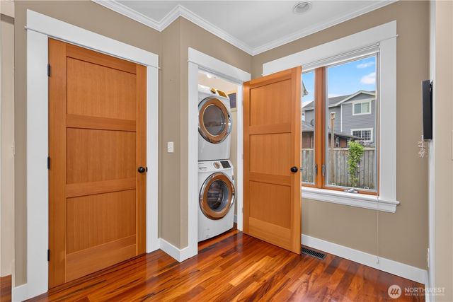 7337 Jones Avenue NW, Seattle, WA 98117