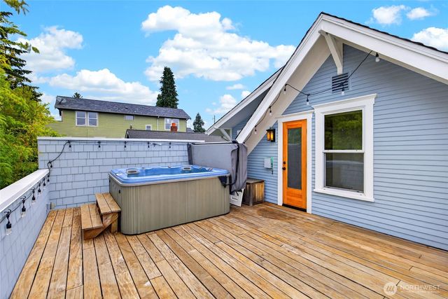 7337 Jones Avenue NW, Seattle, WA 98117