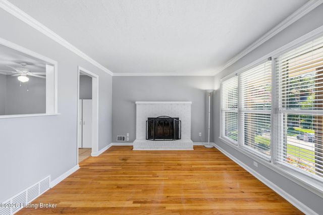 12317 Hardwick Rd, Louisville, KY 40243