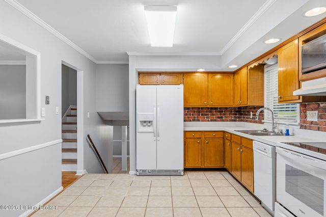 12317 Hardwick Rd, Louisville, KY 40243