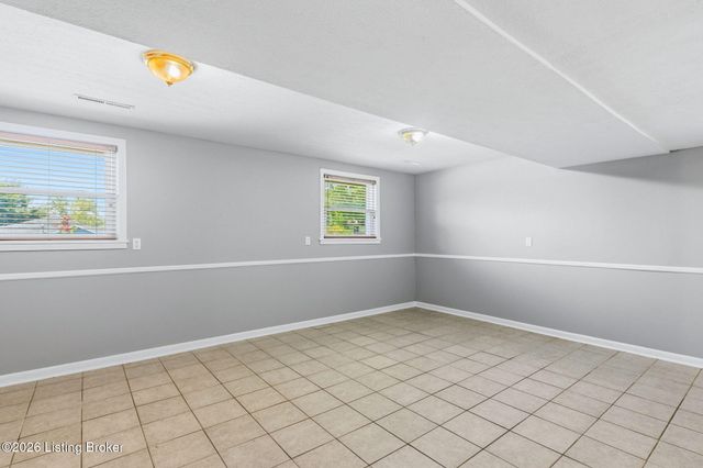 12317 Hardwick Rd, Louisville, KY 40243