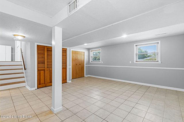 12317 Hardwick Rd, Louisville, KY 40243