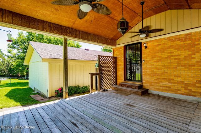 12317 Hardwick Rd, Louisville, KY 40243