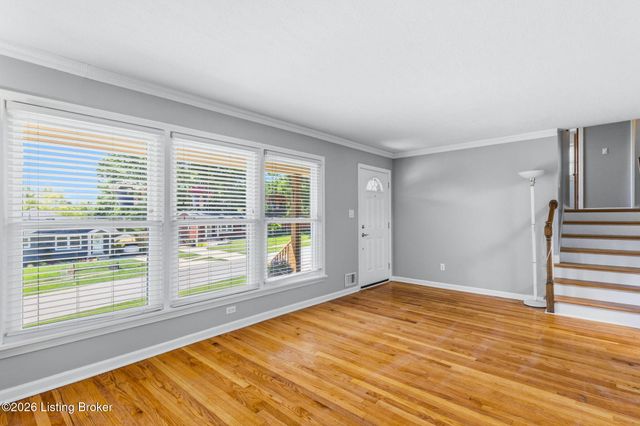 12317 Hardwick Rd, Louisville, KY 40243
