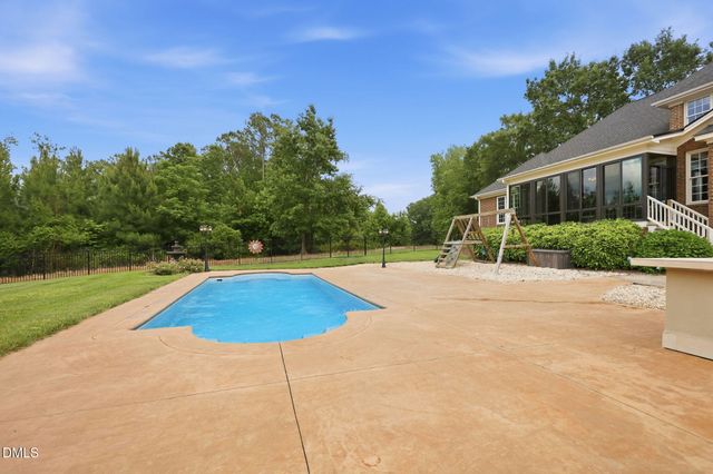 1257 Pine Ridge Road, Zebulon, NC 27597