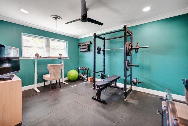 2827 Durant Dr, Midland, TX 79705