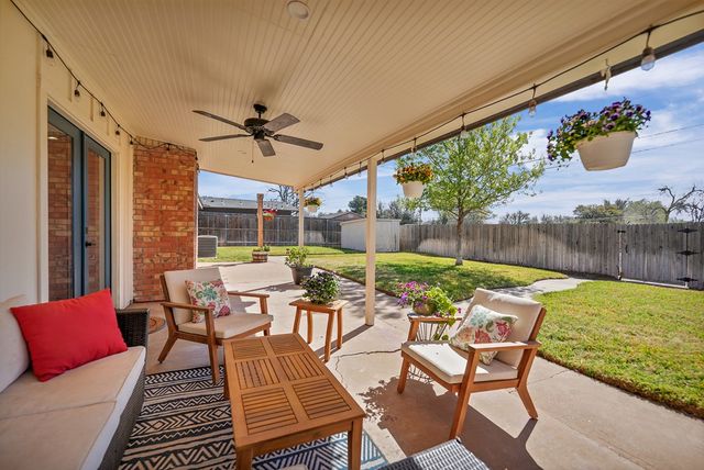 2827 Durant Dr, Midland, TX 79705