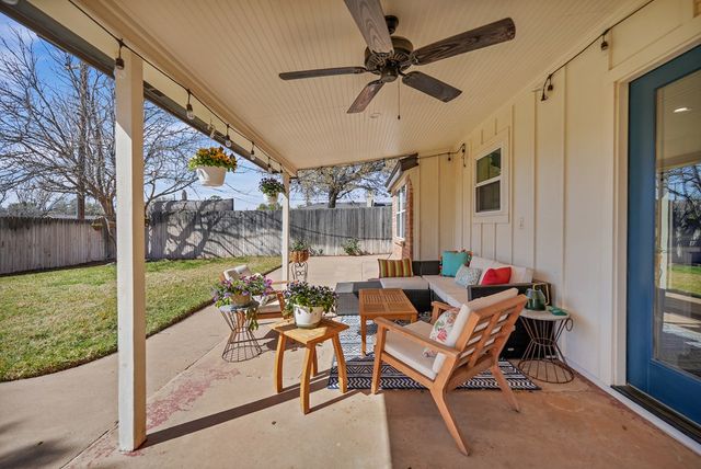 2827 Durant Dr, Midland, TX 79705