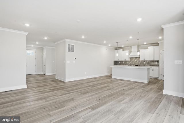 603 HARRINGTON ST, Middle River, MD 21220