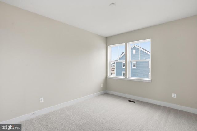 603 HARRINGTON ST, Middle River, MD 21220