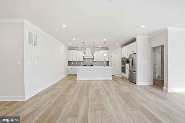 603 HARRINGTON ST, Middle River, MD 21220