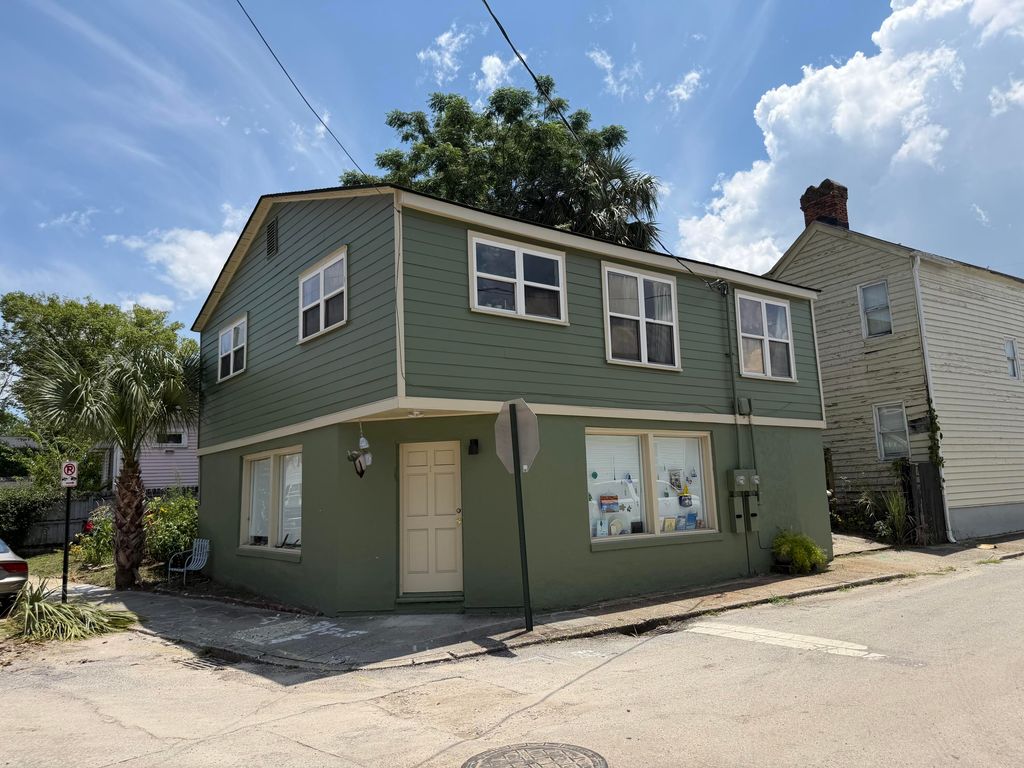 1 I Street, Charleston, SC 29403
