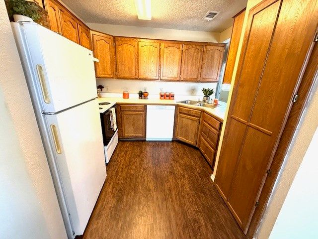 125 Johnson Avenue, Burleson, TX 76028