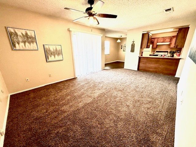 125 Johnson Avenue, Burleson, TX 76028