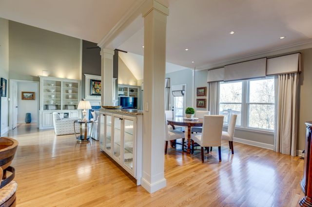 609 Rivercrest Way, Nashville, TN 37214