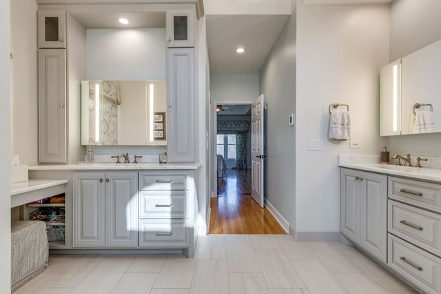 609 Rivercrest Way, Nashville, TN 37214