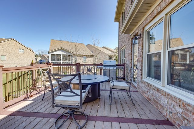 609 Rivercrest Way, Nashville, TN 37214