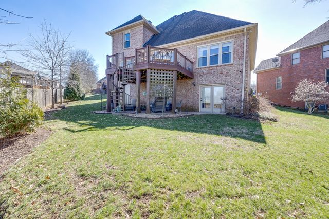 609 Rivercrest Way, Nashville, TN 37214