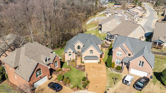 609 Rivercrest Way, Nashville, TN 37214