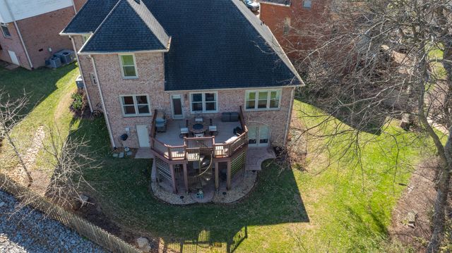 609 Rivercrest Way, Nashville, TN 37214